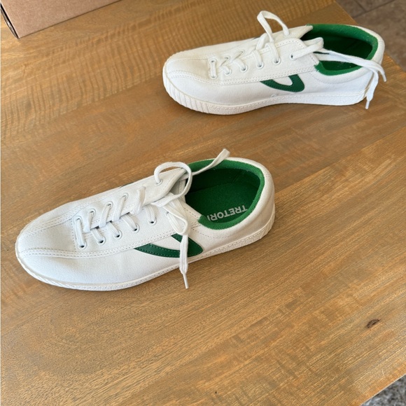 Tretorn tennis shoes - Picture 4 of 5